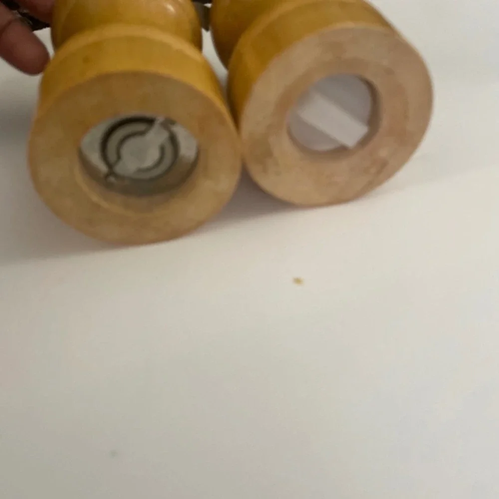 Wooden Salt Pepper Shaker